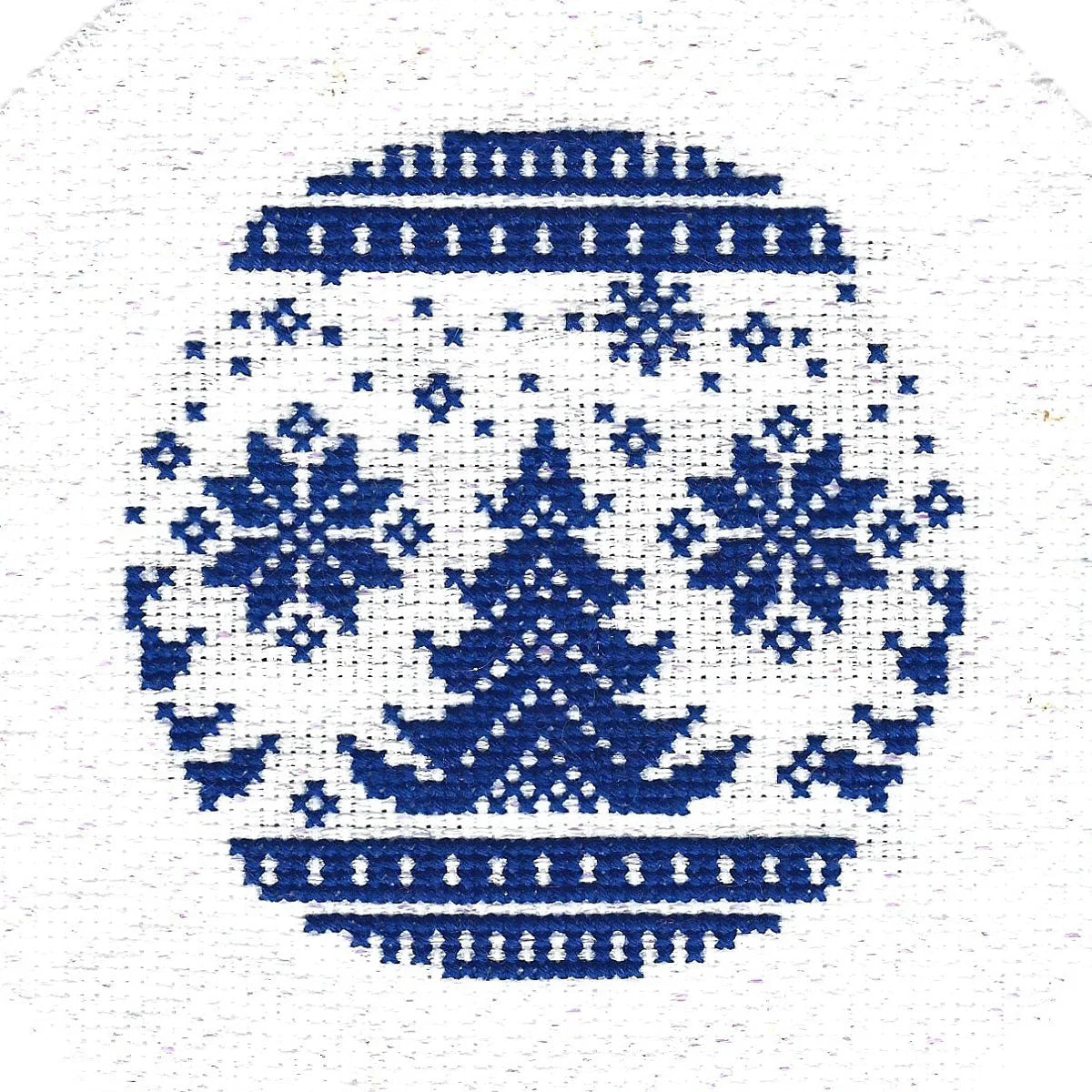 Christmas Tree Kit by Creative Needle Arts