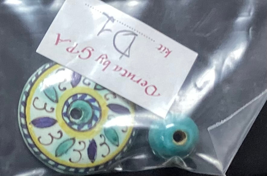 Deruta D1 Biscornu by GPA