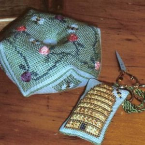 Busy Bee Tuffet with Scissor Fob by Chessie & Me
