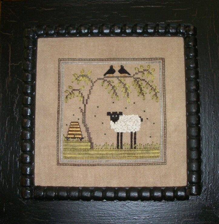 Buzzing ‘Round Ewe by Chessie & Me