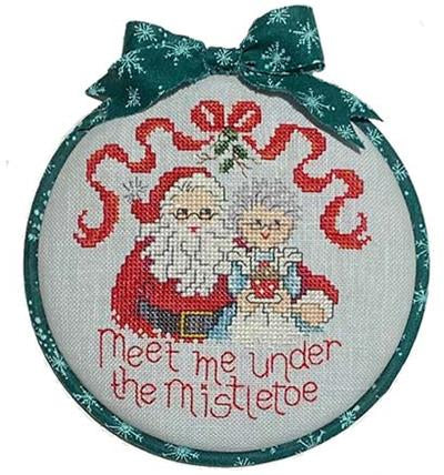 Hoop De Doo: Mistletoe by Sue Hillis Designs