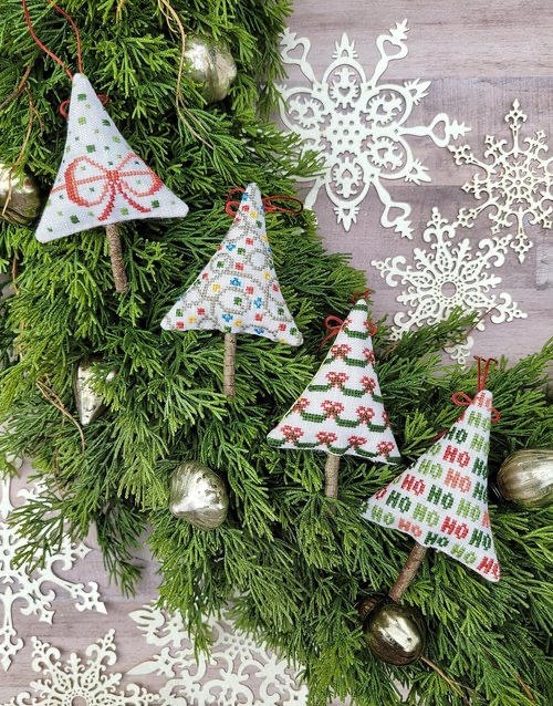 Festive Mini Trees by Hello from Liz Mathews