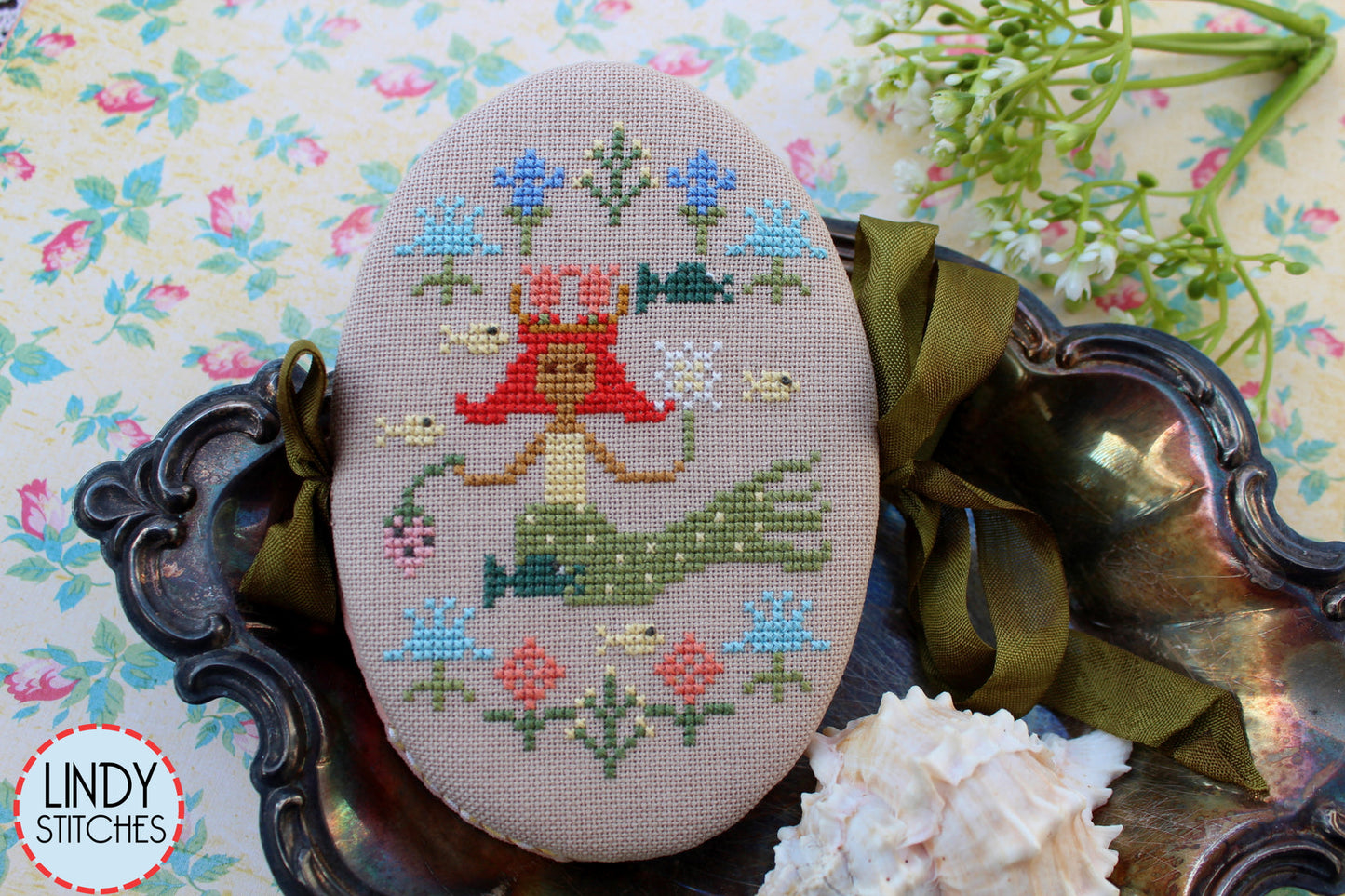 Mermaid’s May Pinbook by Lindy Stitches