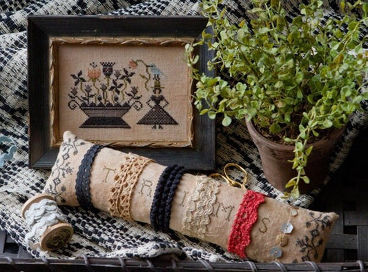 A Lady's Trimkeep & Companion by Plum Street Samplers