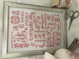 A Floral Script by JBW Designs