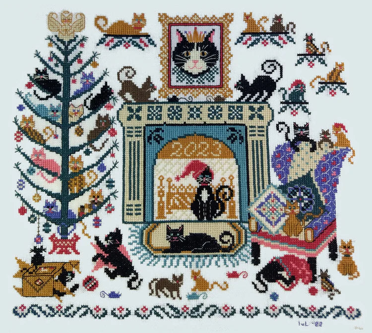 Santa's Kitties by Tempting Tangles Designs