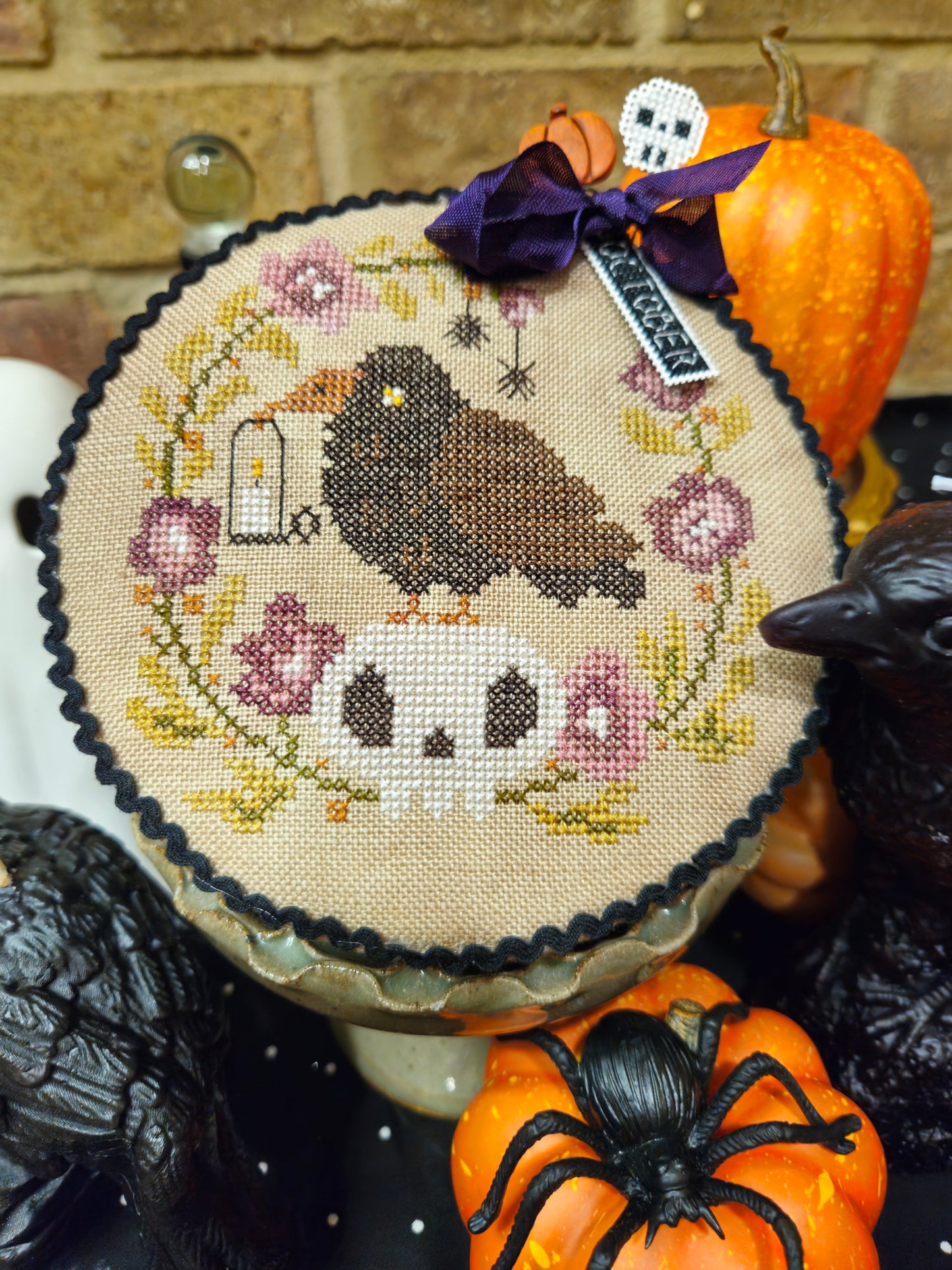 PREORDER! Pin Drum Shorties: Month #10 Crow by Quaint Rose Needlearts