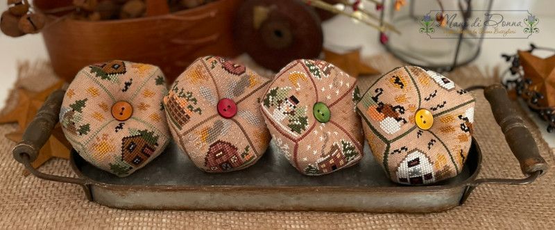 Seasonal Biscornu By Mani di Donna