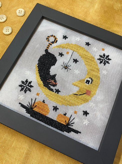 Halloween Moon by Stitches by Ethel