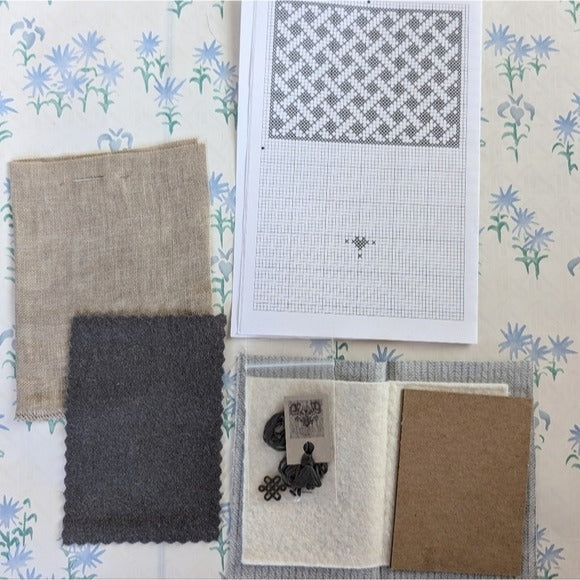 Basket Weave Needle-Keep Kit by La-D-Da Designs
