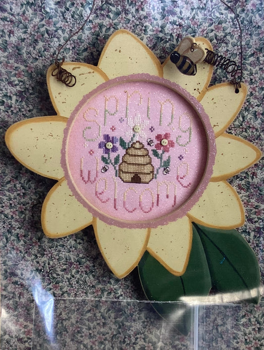 Spring Welcome by Waxing Moon Designs