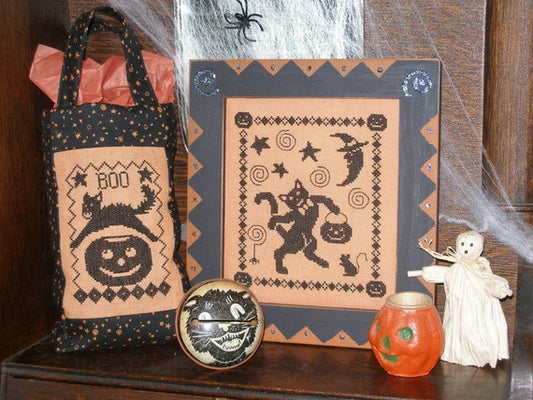 Black Cats’ Halloween! by Waxing Moon Designs