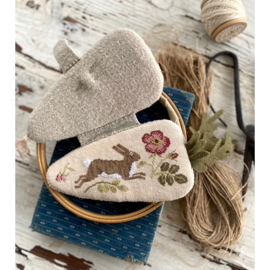 Velvet Parsnip Needle Book by Stacy Nash Designs