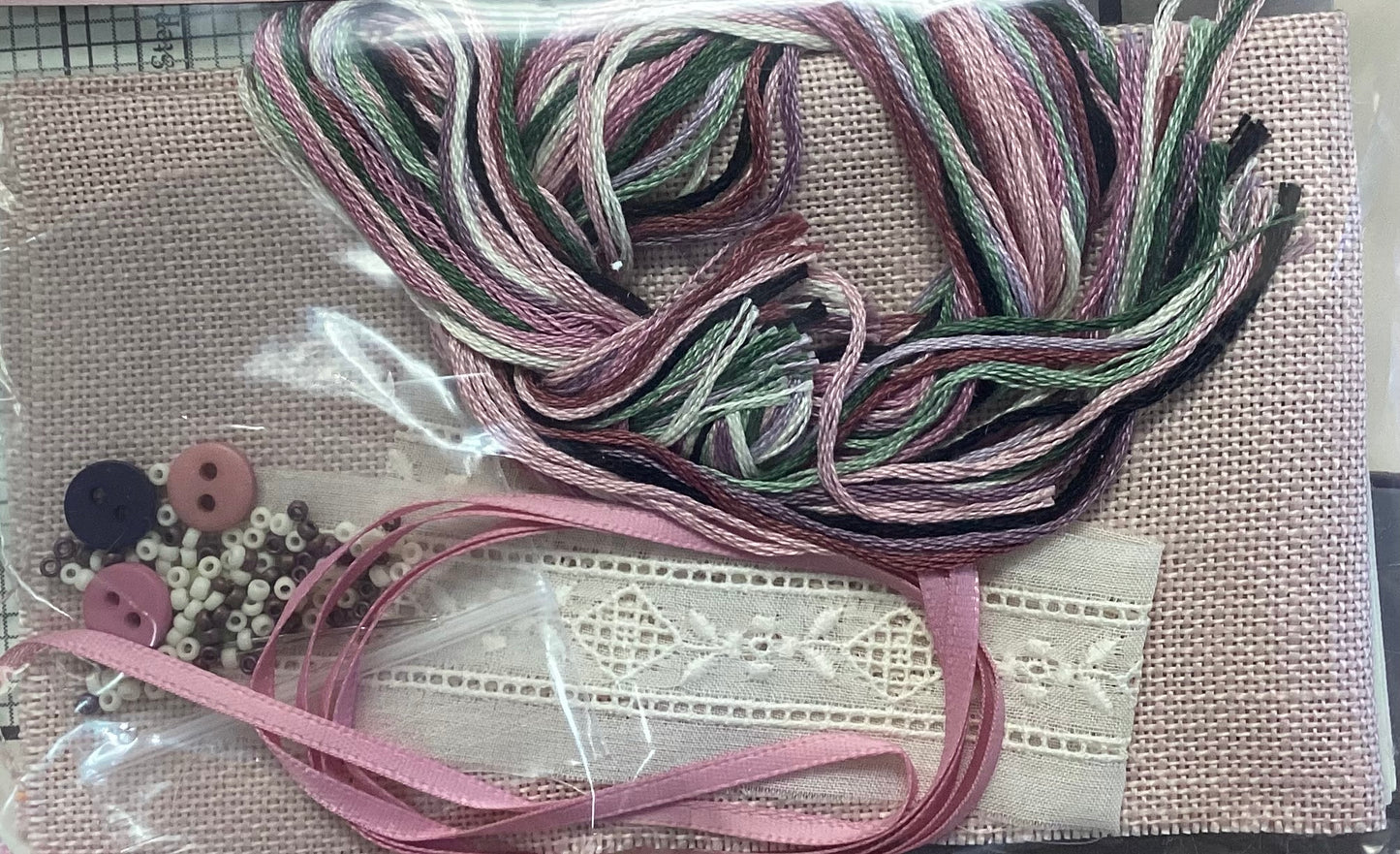 Folk Heart Roll Kit by Shepherd’s Bush