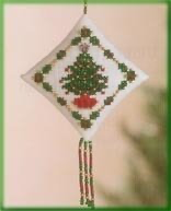 Tiny Treasured Diamond: Holiday Trimmings Kit by Mill Hill