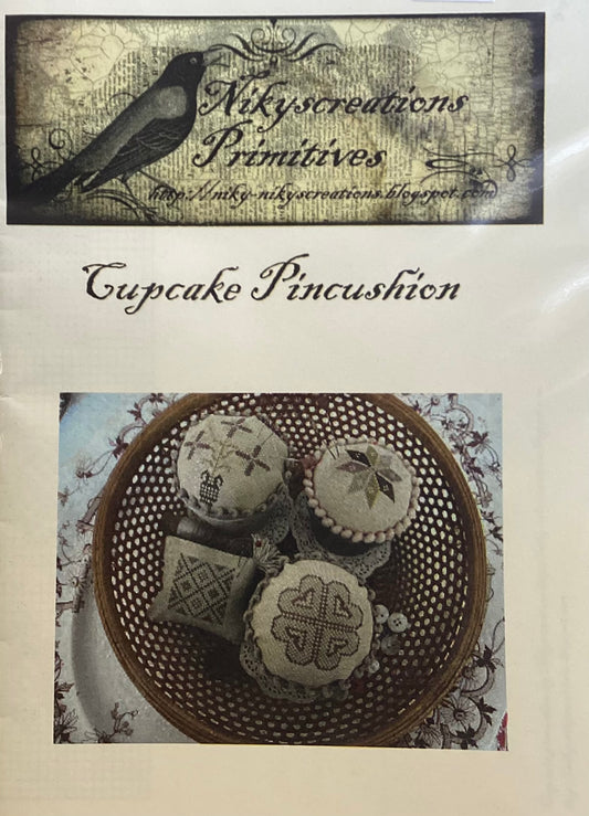 Cupcake Pincushion by Nikyscreations