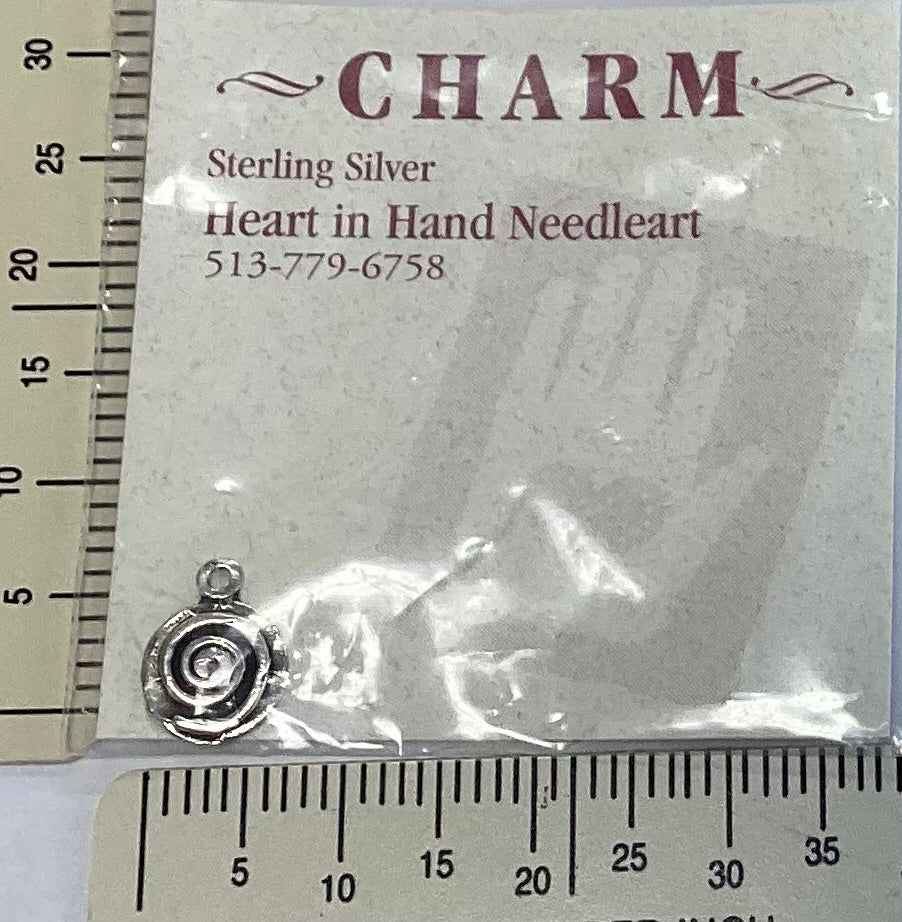 Small Swirl Charm by Heart in Hand Needleart