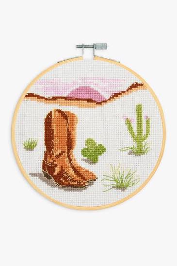 Boots Kit by DMC