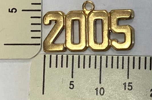 Brass ‘2005’ Charm