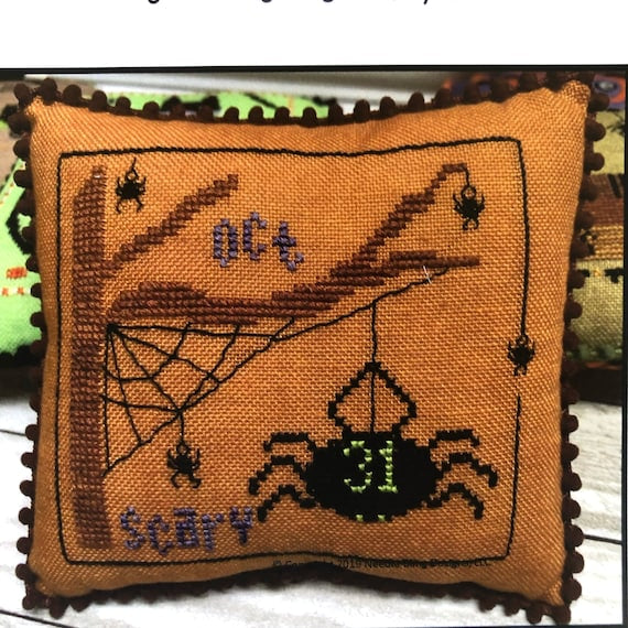 Halloween Mini Series: Scary Spiders by Needle Bling Designs