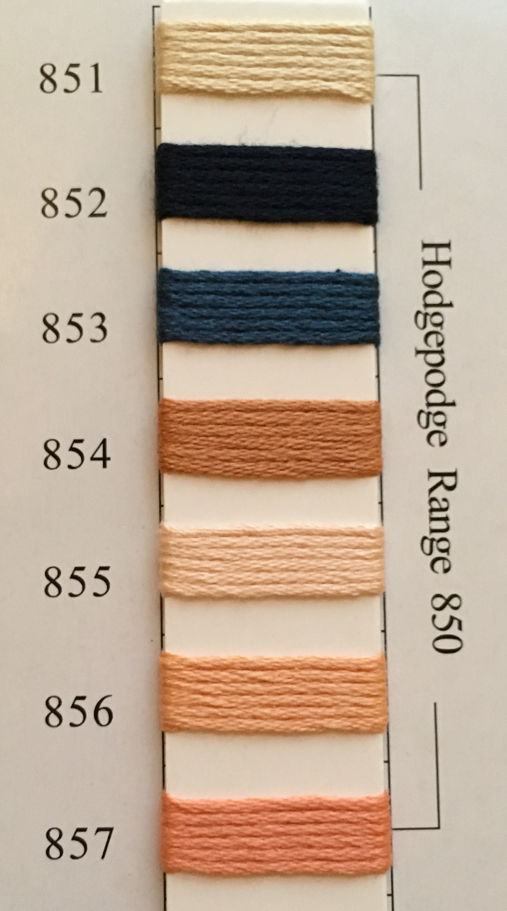 Needlepoint Inc. Silk H (800-899)