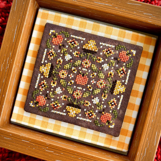 Petite Pumpkin Potpourri by Sweet Wing Studios