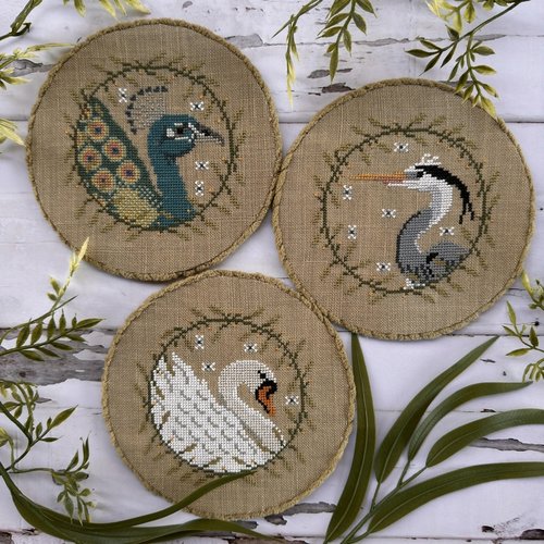 Elegant Birds by Puntini Puntini