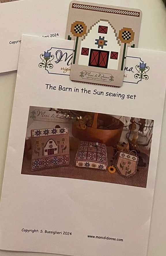 The Barn in the Sun Sewing Set By Mani di Donna